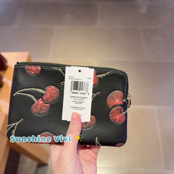 NWT Coach Corner Zip Wristlet With Cherry Print CDF05 Silver Black MULTI - Picture 5 of 8